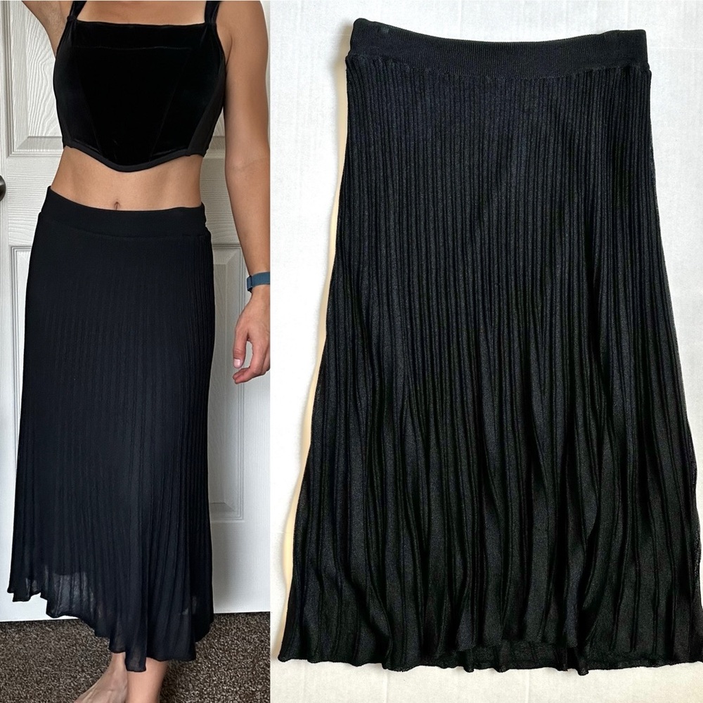 Black Pleated Maxi Skirt Women’s Size 8 Long Viscose Flair & Flowy
